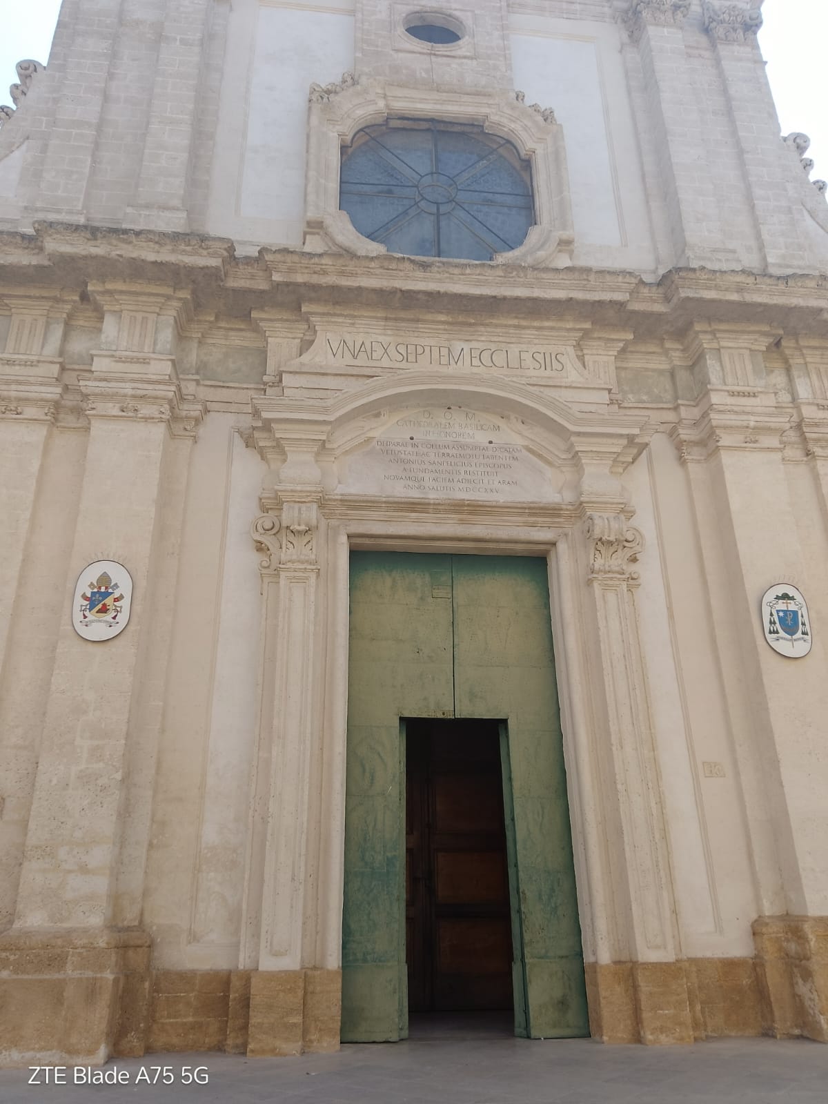 Fachada barroca de igreja em Nardò.